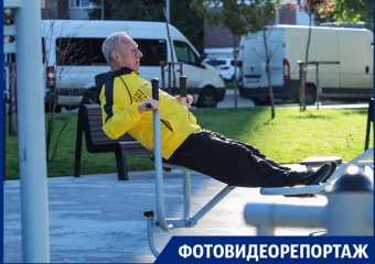 Амфитеатр и спортзал под небом: как «островок алкоголиков» стал уютным бульваром