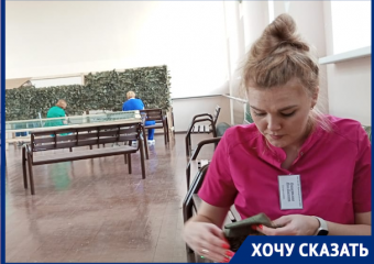 Маскировочные сети, «сухой» душ: как сотрудницы  психоневрологического интерната Кубани помогают участникам СВО 