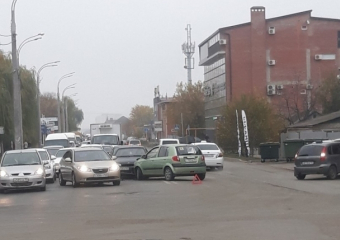 Из-за мелкого ДТП половина Краснодара «встала» в пробку