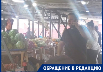 «Вы сами съели»: продавец клубники нагло обманул девушку на рынке Краснодара