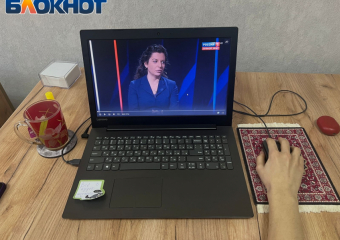 Краснодарские знаменитости: Симоньян высмеяла Макрона, Дерипаска похвалил Казахстан, а Лепс матерился на сцене 