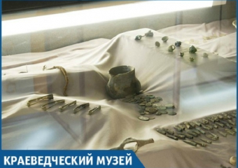 Археологические предметы, незаконно добытые в Краснодарском крае, передали в музей имени Фелицына