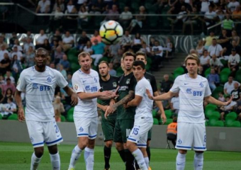 Два гола Смолова принесли победу "Краснодару" в домашнем матче с московским "Динамо"