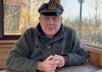 Олег Пахолков поздравил краснодарок с 8 Марта