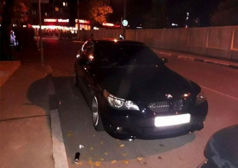 В Сочи водитель "БМВ" снес на переходе коляску с годовалым ребенком