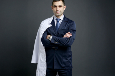 Валерий Геннадьевич Золотых: пластический хирург/онколог-маммолог - 