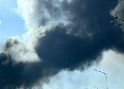 В Туапсе объявили эвакуацию жителей из-за масштабного пожара на НПЗ после удара ВСУ