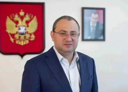 Сотни миллионов рублей, земли, дома и 1 кг золота: министра здравоохранения Кубани лишили богатств