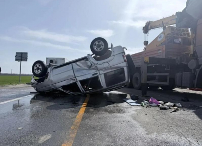 Трое детей пострадали в жестоком ДТП с перевертышем в Краснодарском крае  
