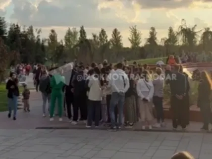 За малым не дошло до драки: столпотворение устроители посетители парка Галицкого возле новой локации 