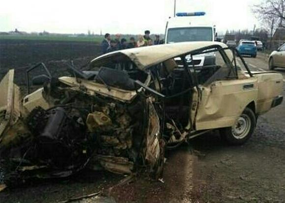 На Кубани автомобилист разбился насмерть в лобовом столкновении с грузовиком