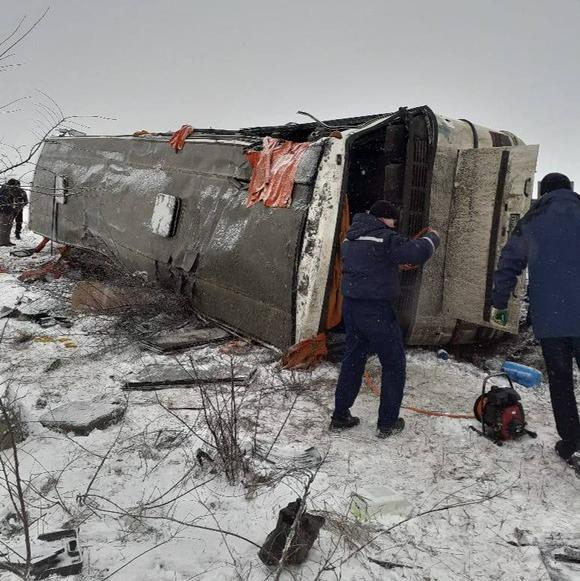 Рейсовый автобус Краснодар - Махачкала попал в смертельное ДТП: видео