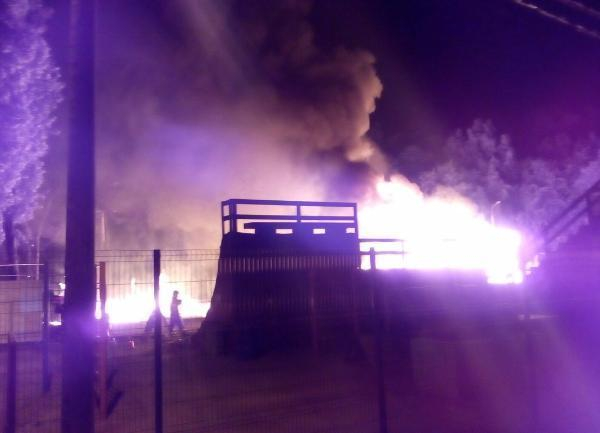 В Краснодаре среди ночи сгорел скейт-парк на «Затоне»