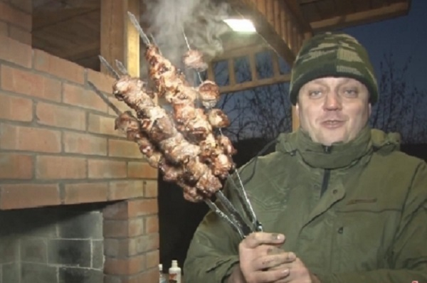 Видео-рецепт вкуснейшего шашлыка от Олега Пахолкова