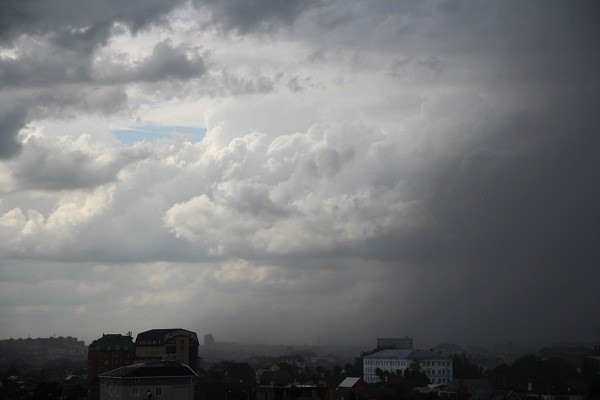Жару в Краснодаре сменят ливневые дожди с грозами