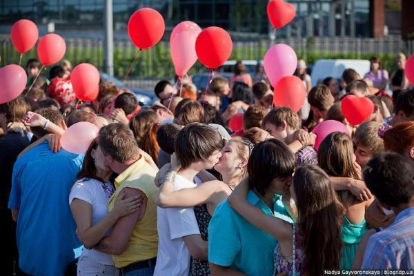 В Новороссийске пройдет первый «массовый поцелуй под открытым небом»