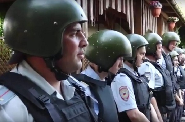 В Сети появилось видео задержания кубанских фермеров под Ростовом
