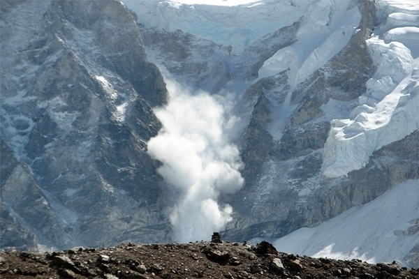 МЧС: Лавиноопасность в горах Сочи сохранится трое суток