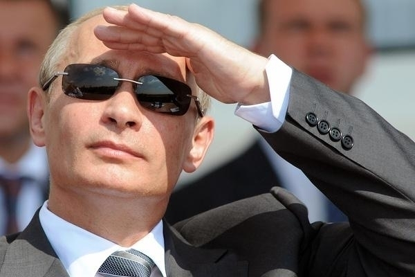 Владимир Путин запустил электричество в Крым из Краснодарского края