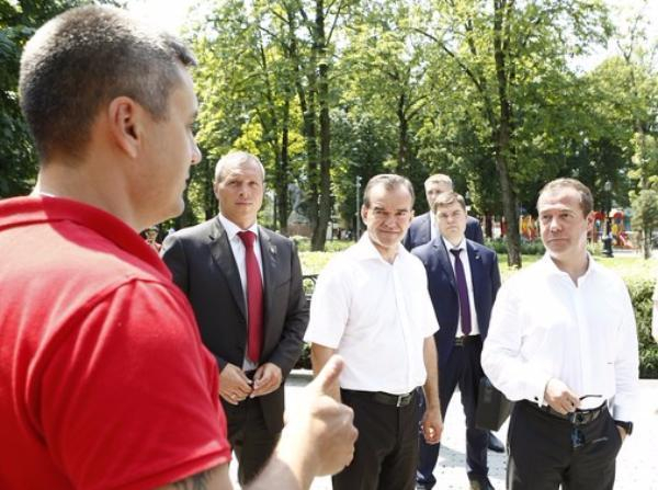 В Краснодаре Медведеву пообещали «незабываемые впечатления» от поездки по улице Тургенева