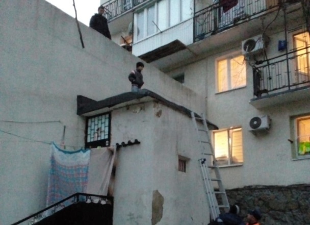 5-летнего «Санту» сняли с крыши в Новороссийске