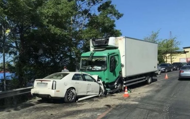 Смертельное ДТП с грузовиком произошло в Краснодарском крае