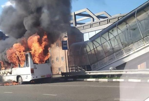 На одной из улиц Краснодар сгорел пассажирский автобус