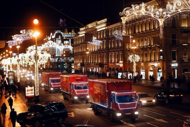 Стало известно время прибытия Рождественского каравана Coca-Cola в Краснодар