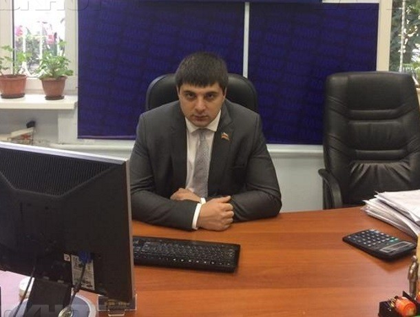 Меньше дворника заработал Мурат Напсо, получивший от Жириновского мандат депутата Кубани