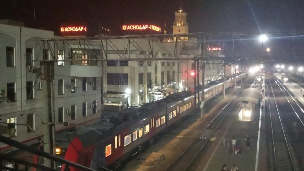 Товарный поезд задавил мужчину на вокзале «Краснодар-1»