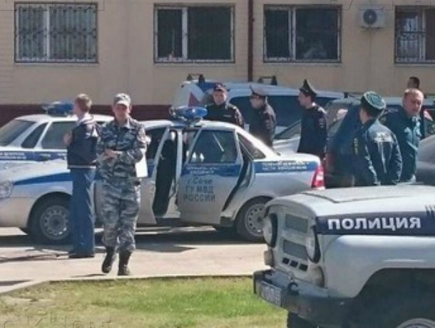 Пока в Сочи терроризировали гостиницу, власти обсуждали теракты