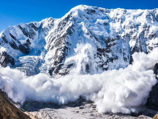 Ветер, снег и лавины: на территорию Сочи приходит ненастье