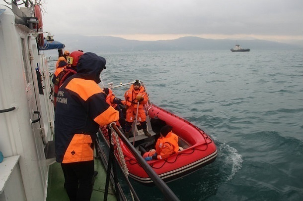 Пассажиры рухнувшего у Сочи Ту-154 были в спасжилетах