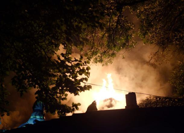 При пожаре в центре Краснодара пострадали люди