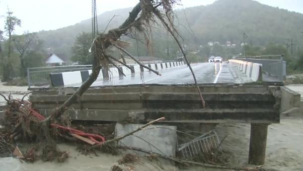 До шести человек увеличилось число жертв наводнения на Кубани