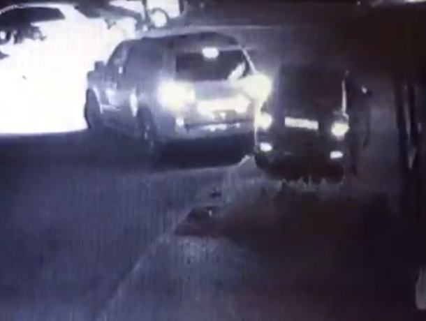 Беспредел пьяного владельца внедорожника на парковке сняли на видео в Краснодаре