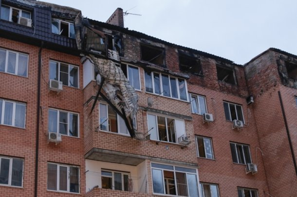 Ремонт в горевшем доме в Краснодаре сделают за два месяца
