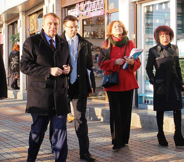 Мэр Сочи уверен, что с новым тротуаром сможет влиять на бизнесменов