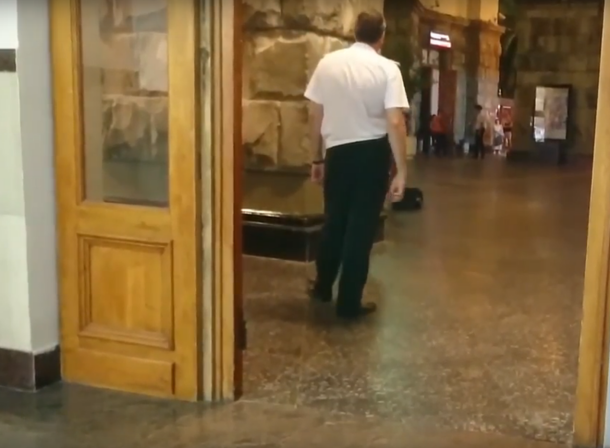 Из-за сообщения о заложенной бомбе оцепили вокзал в Сочи