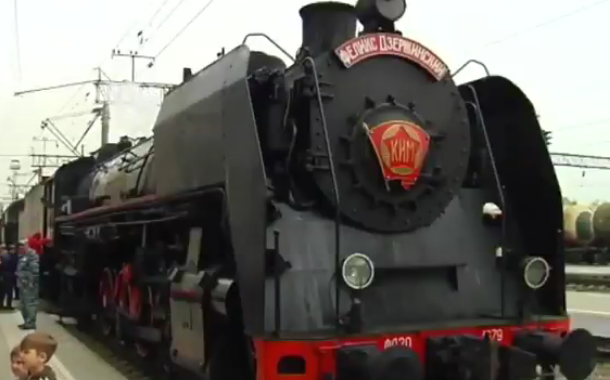 На краснодарский вокзал прибыл ретропоезд времен Великой Отечественной войны