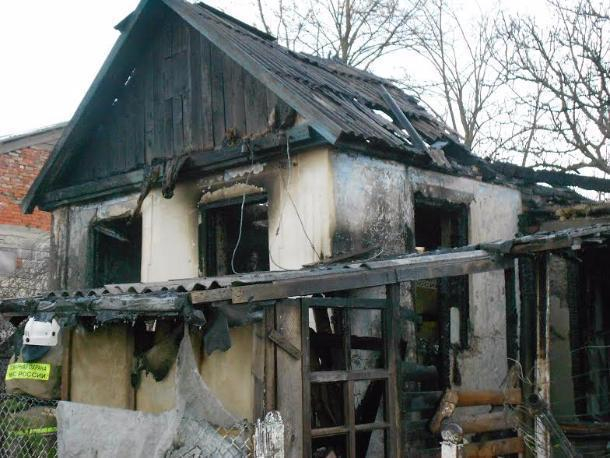 Под Новороссийском погиб пенсионер во время пожара в его доме