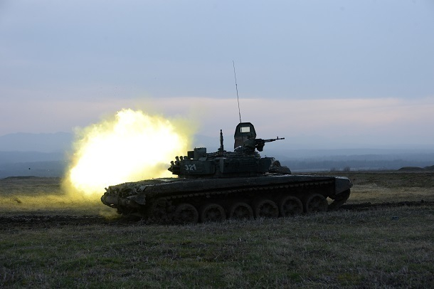 Около 200 военных на Кубани и Ставрополье готовятся к танковому биатлону
