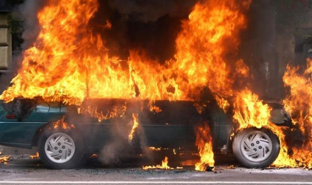 Росгвардия спасла от пожара автомобиль в Краснодарском крае