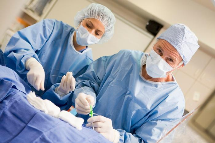 В Сочи хирурги десять часов спасали ногу пациента от ампутации