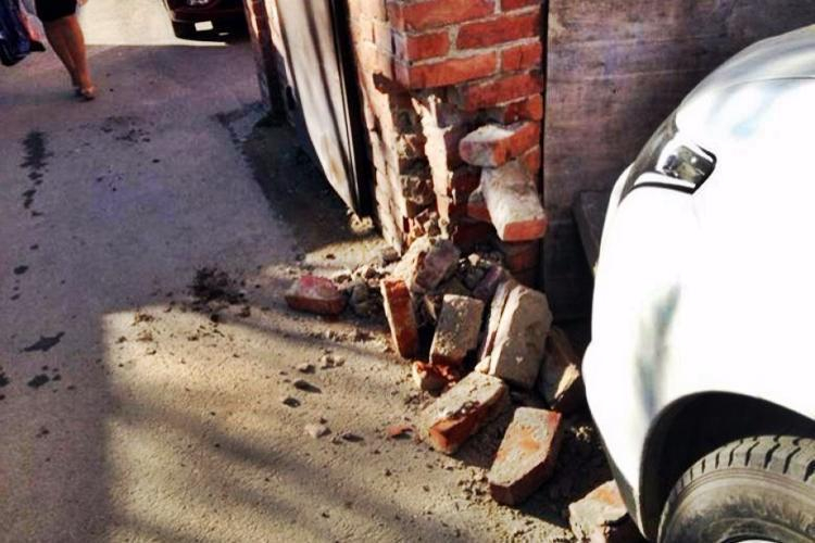 Жительница Краснодара протаранила 17 авто, в поисках места для парковки