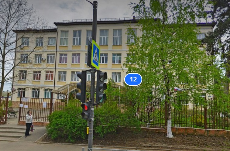 Это не было случайностью: в мэрии Краснодара объяснили падение мальчика из окна школы