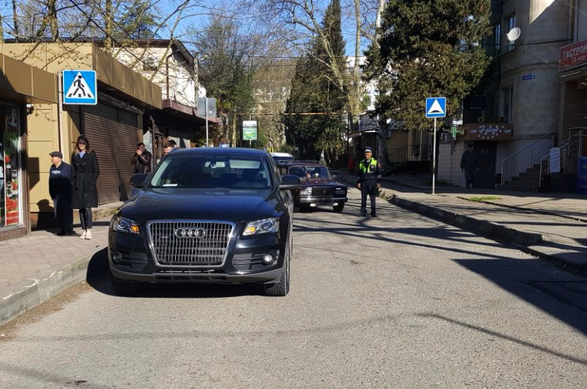 Audi сбила 10-летнего школьника в Сочи