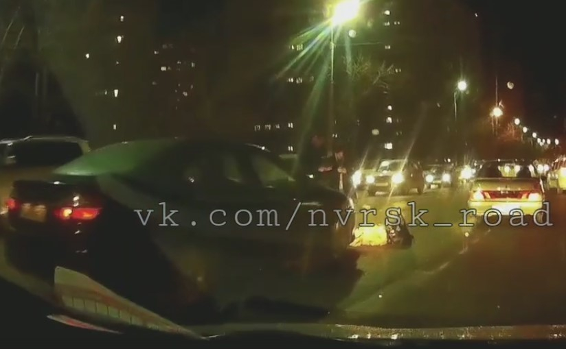 В Новороссийске «автоледи» газанула на пешеходном переходе и сбила женщину