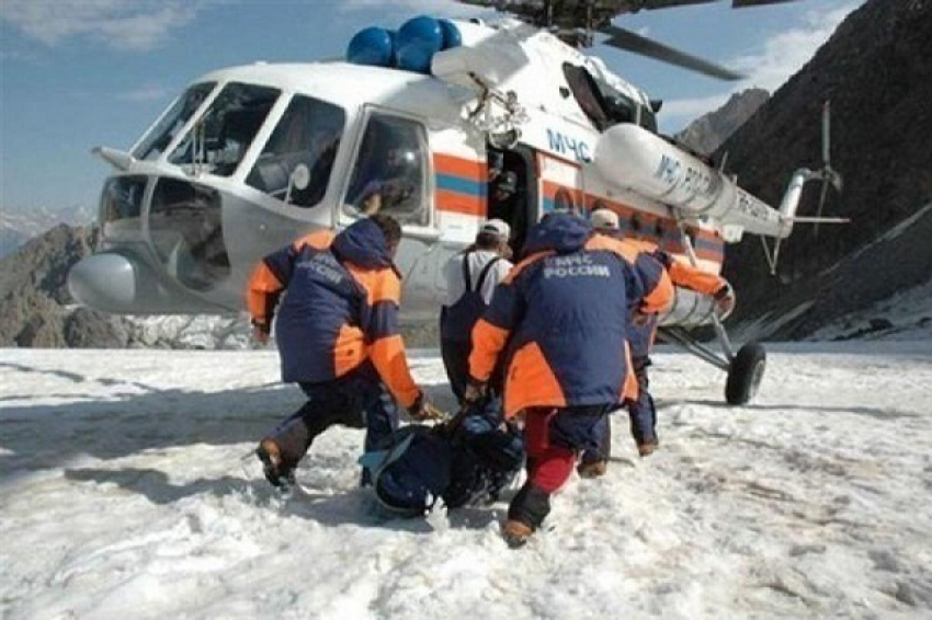 Туриста из Воронежа эвакуировали на вертолете с горы Фишт
