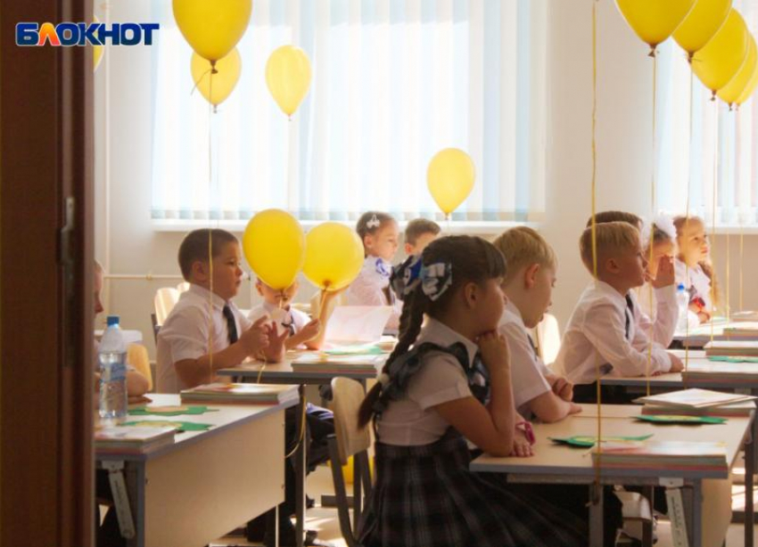 В Краснодаре в строящиеся детсады и школы заранее подберут воспитателей и учителей